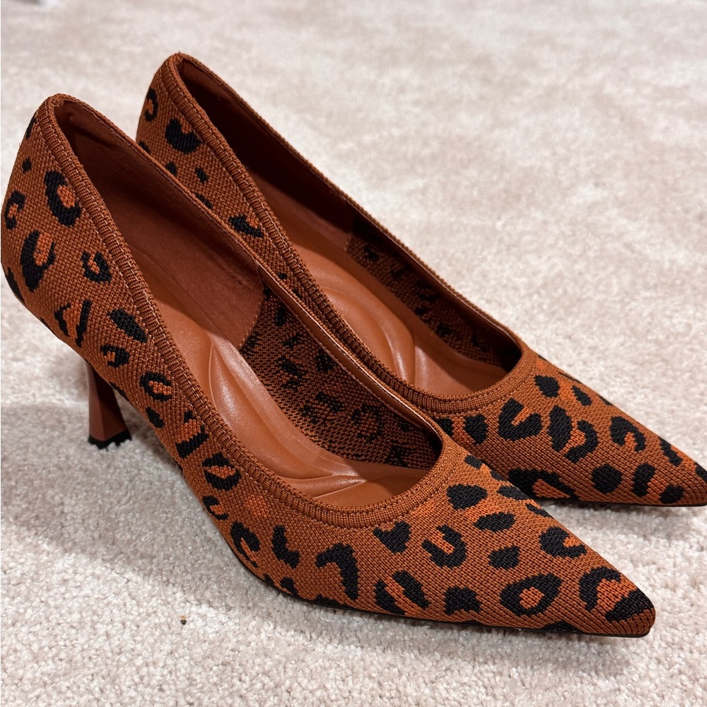NEW! Cosy Island - EternalPace Minimalist Stiletto Heeled Pump - Brown Leopard